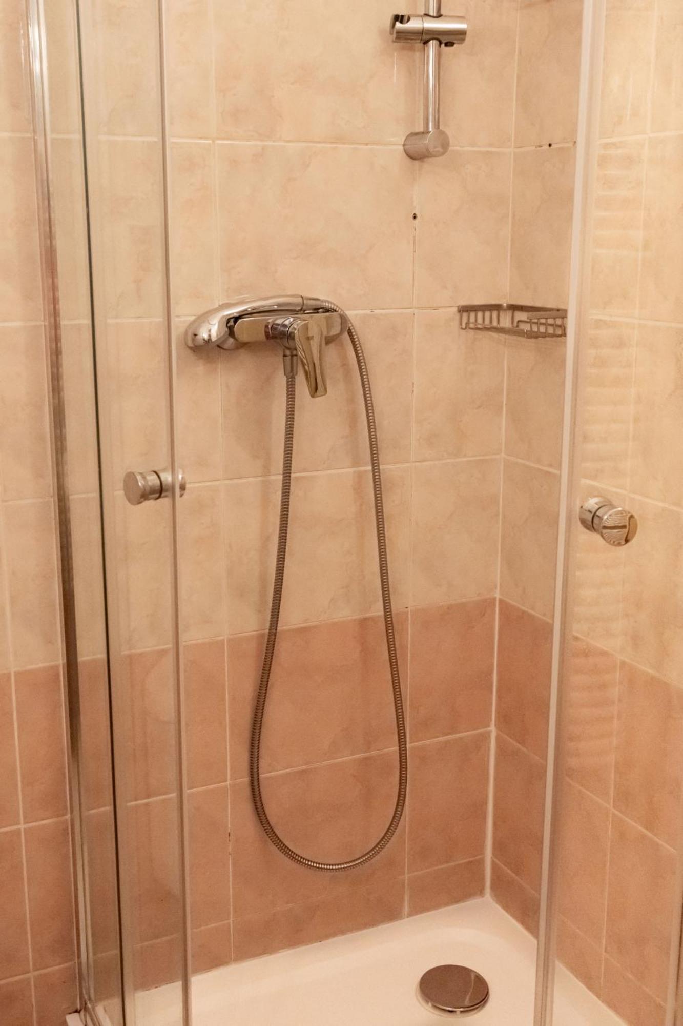 פראג Apartments In Mala Strana - 10 Minutes From Charles Bridge מראה חיצוני תמונה