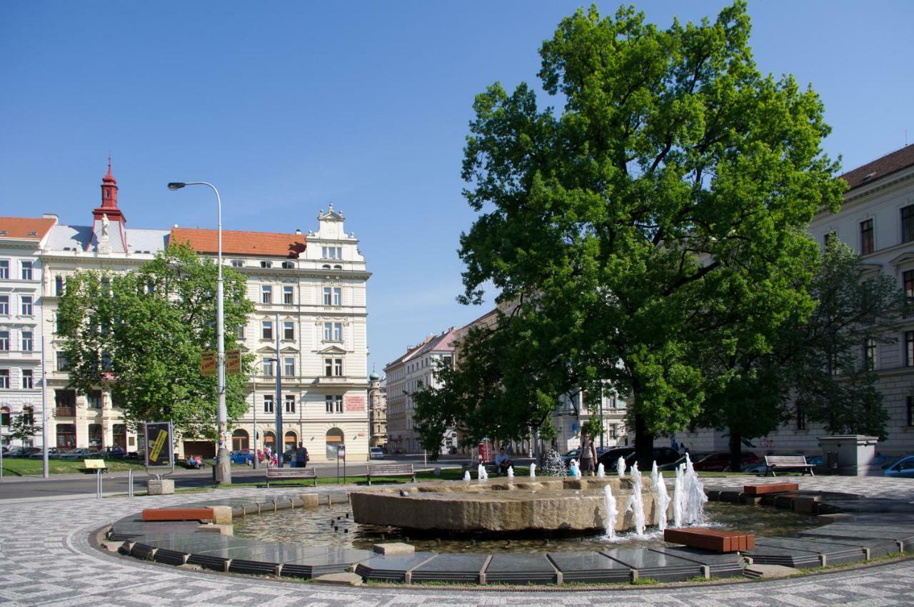 פראג Apartments In Mala Strana - 10 Minutes From Charles Bridge מראה חיצוני תמונה